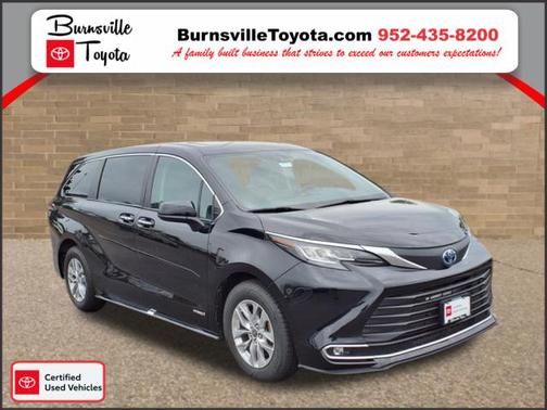 2021 Toyota Sienna XLE