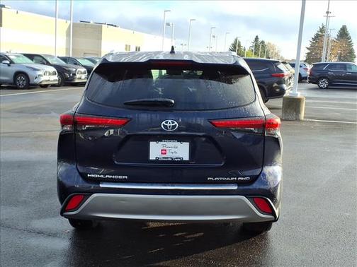 2020 Toyota Highlander Platinum