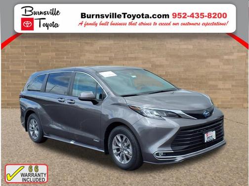2021 Toyota Sienna XLE