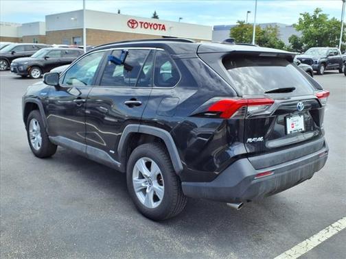 2021 Toyota RAV4 Hybrid LE