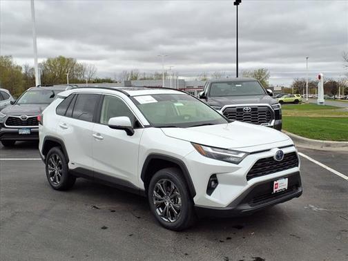 2023 Toyota RAV4 Hybrid XLE Premium