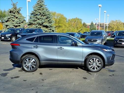 2023 Toyota Venza LE