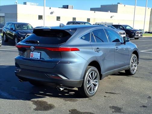 2023 Toyota Venza LE