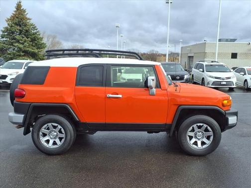 2014 Toyota FJ Cruiser Base
