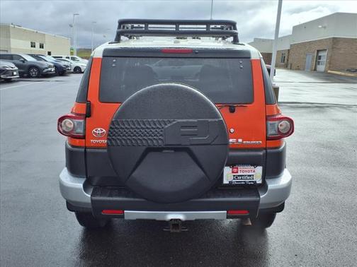 2014 Toyota FJ Cruiser Base