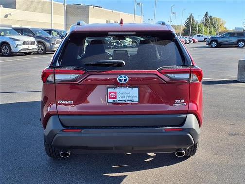 2024 Toyota RAV4 Hybrid XLE