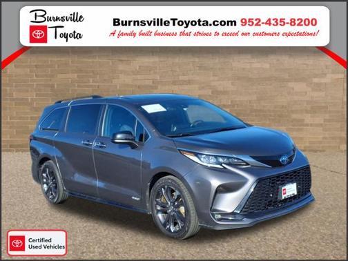 2021 Toyota Sienna XSE 7 Passenger