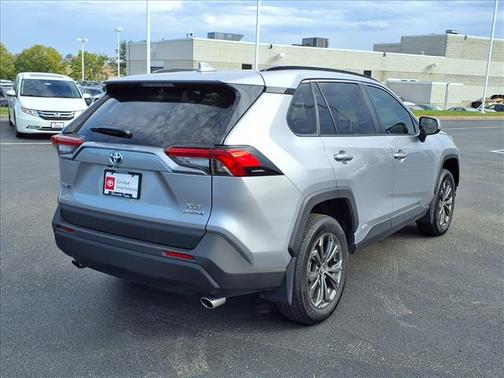 2024 Toyota RAV4 Hybrid XLE Premium