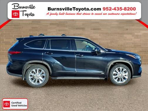 2022 Toyota Highlander Hybrid Limited