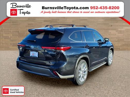 2022 Toyota Highlander Hybrid Limited