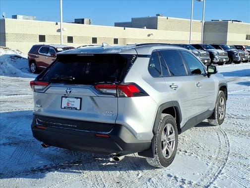 2023 Toyota RAV4 Hybrid XLE