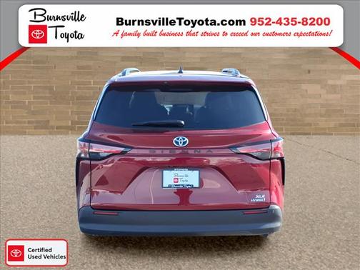 2022 Toyota Sienna XLE