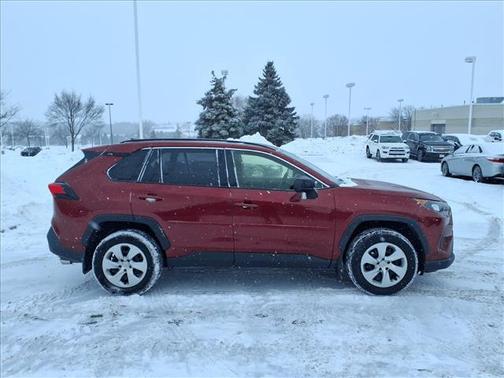 2019 Toyota RAV4 LE