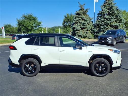 2020 Toyota RAV4 Hybrid XSE