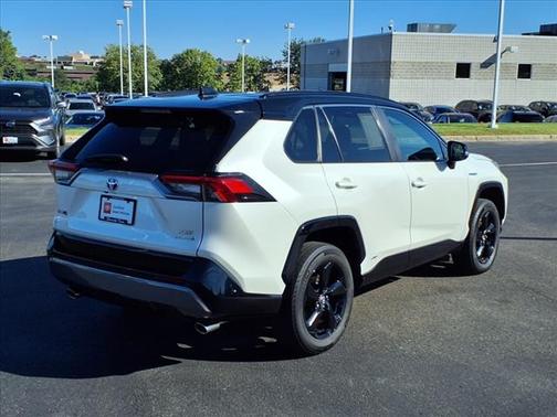 2020 Toyota RAV4 Hybrid XSE