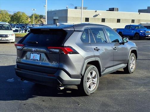 2023 Toyota RAV4 Hybrid XLE