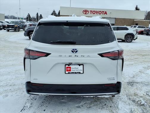 2024 Toyota Sienna Limited