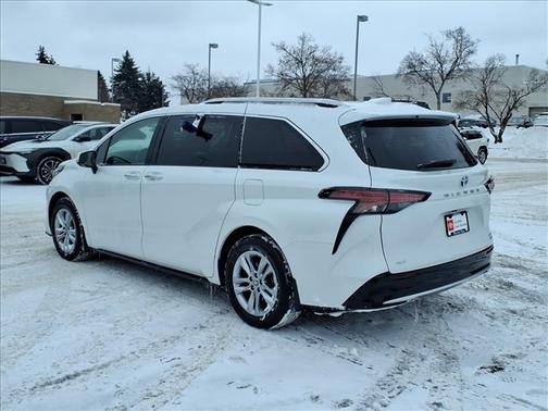 2024 Toyota Sienna Limited