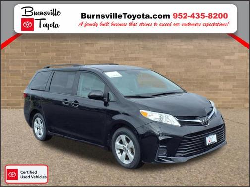 2020 Toyota Sienna LE
