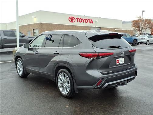 2022 Toyota Highlander Limited