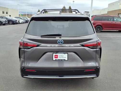 2024 Toyota Sienna Limited