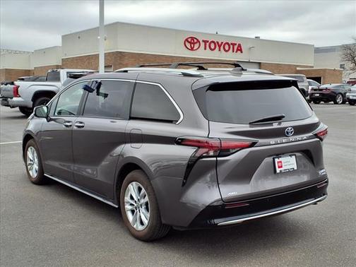 2024 Toyota Sienna Limited