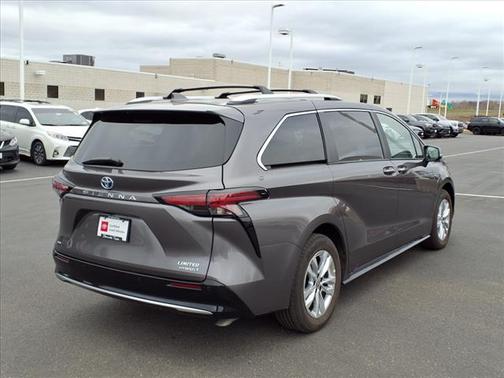 2024 Toyota Sienna Limited