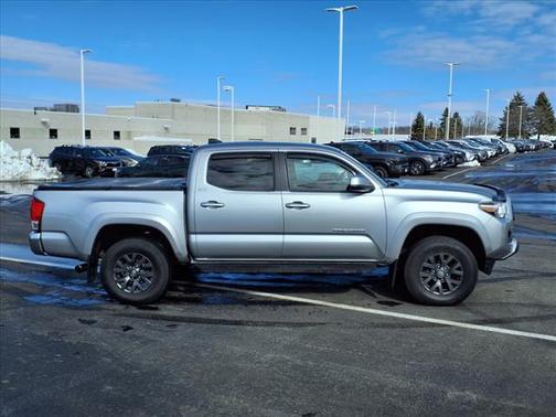 2022 Toyota Tacoma SR5