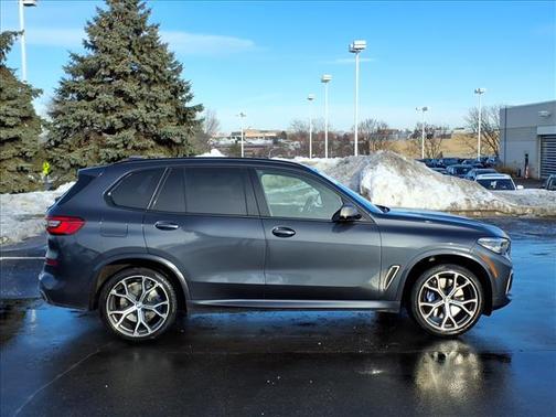 2020 BMW X5 M50i