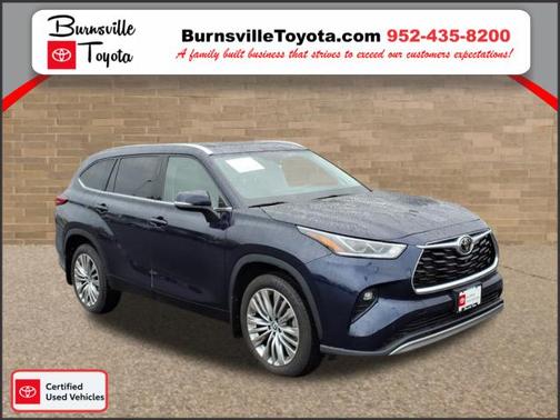 2022 Toyota Highlander Platinum