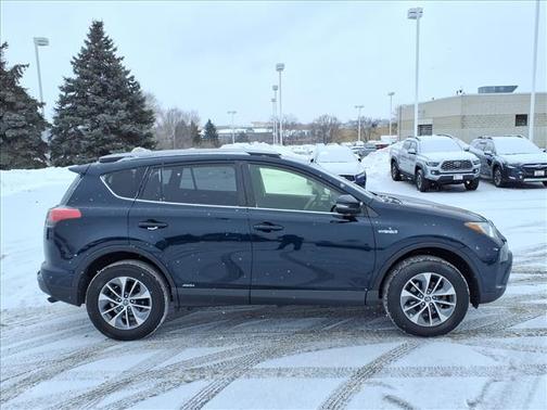 2018 Toyota RAV4 Hybrid LE