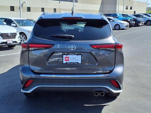 2022 Toyota Highlander XSE
