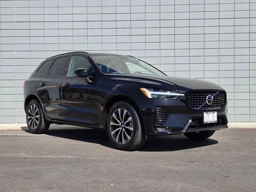 2025 Volvo XC60 B5 Core