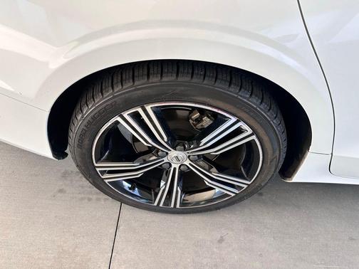 2021 Volvo S60 T5