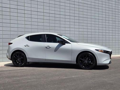 2025 Mazda Mazda3 FWD w/Select Package