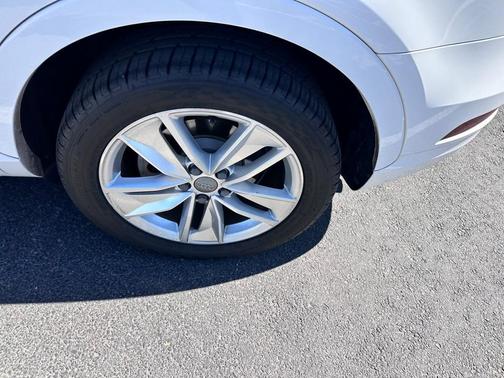 2018 Audi Q3 2.0T Premium