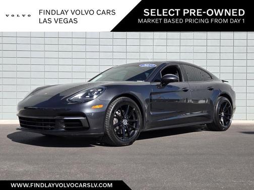 2017 Porsche Panamera 4