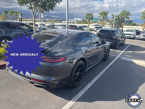 2017 Porsche Panamera 4