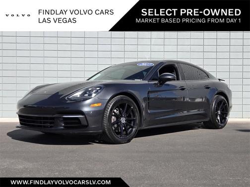 2017 Porsche Panamera 4