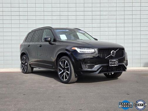 2023 Volvo XC90 Recharge Plug-In Hybrid T8 Plus Dark Theme 7 Passenger