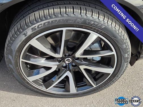 2023 Volvo XC90 Recharge Plug-In Hybrid T8 Plus Dark Theme 7 Passenger