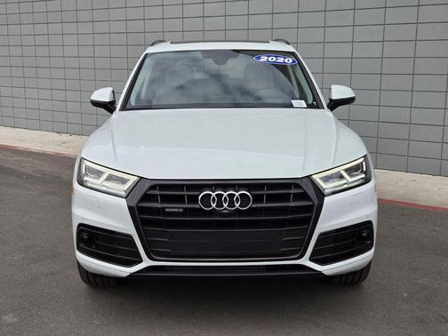2020 Audi Q5 45 Prestige