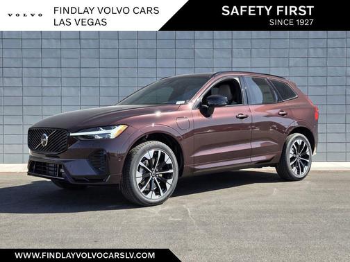 Mulberry 2026 Volvo XC60 Plug-In Hybrid T8 Plus