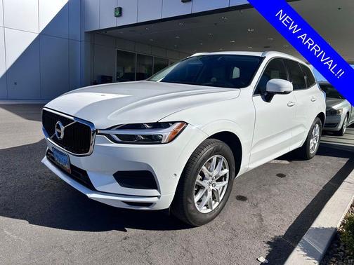 2019 Volvo XC60 T5 Momentum