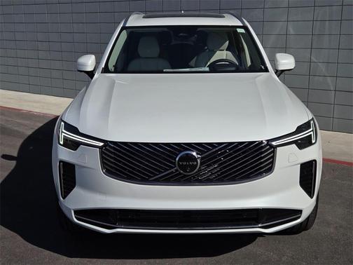 2026 Volvo XC90 Plug-In Hybrid T8 Ultra 6-Seater