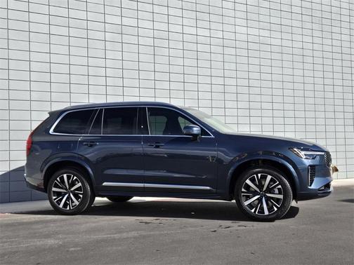 2025 Volvo XC90 Plug-In Hybrid T8 Core 7-Seater