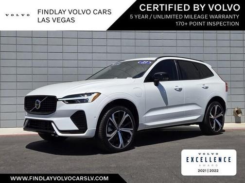 2023 Volvo XC60 Recharge Plug-In Hybrid T8 Ultimate Dark Theme