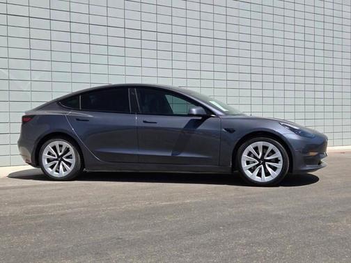 Midnight Silver Metallic 2023 Tesla Model 3 Base