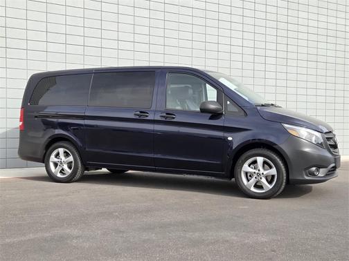 2021 Mercedes-Benz Metris Base