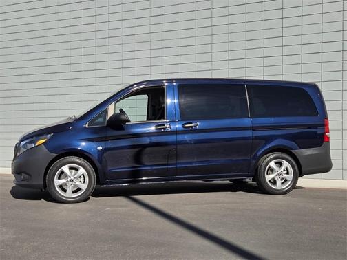 2021 Mercedes-Benz Metris Base